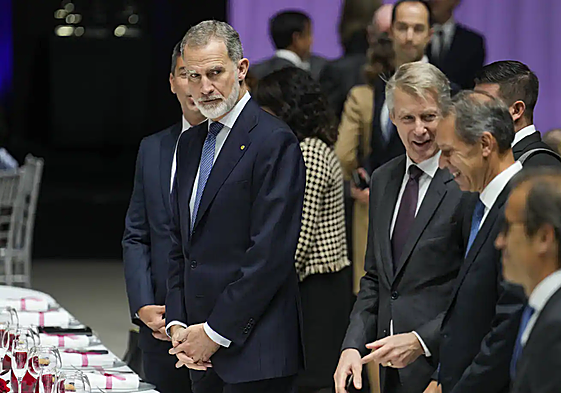 El rey, durante la cena del Mobile.