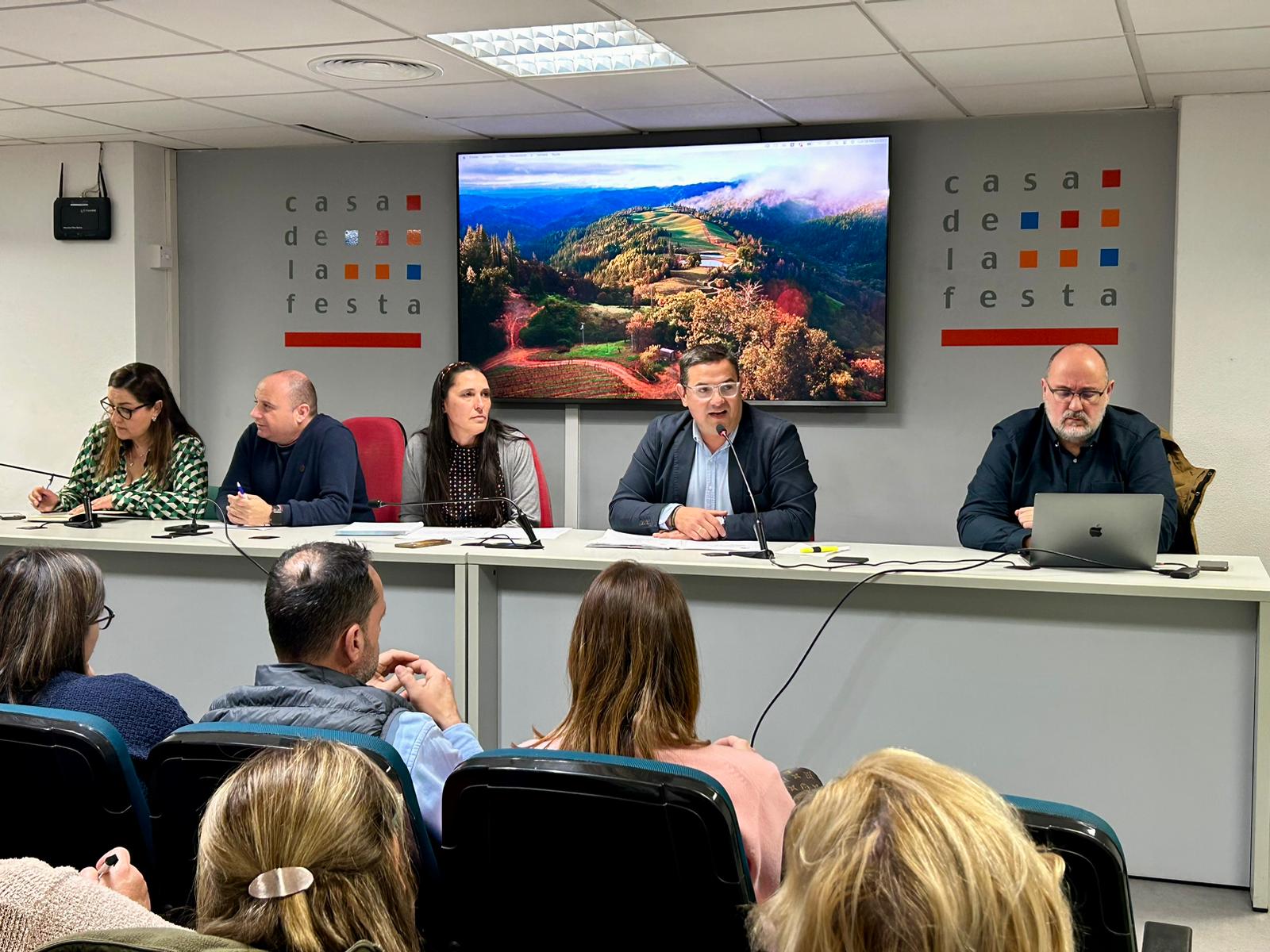 Asamblea General de Fogueres y Barraquers celebrada este lunes.