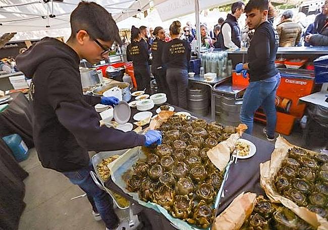 Degustaciones y tapas en la fiesta de la alcachofa