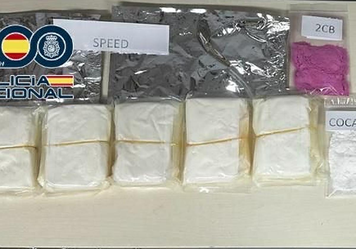 Droga decomisada al sospechoso.