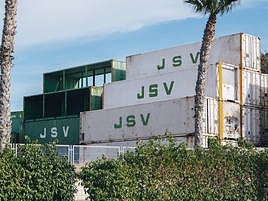Contenedores en el puerto de Alicante.