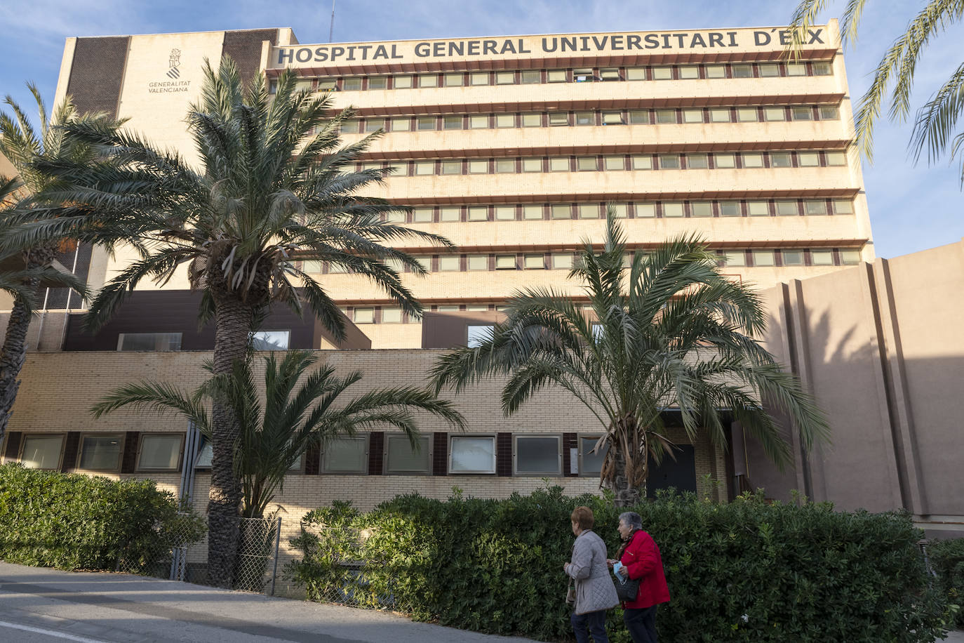 Fachada del Hospital General Universitari d'Elx.
