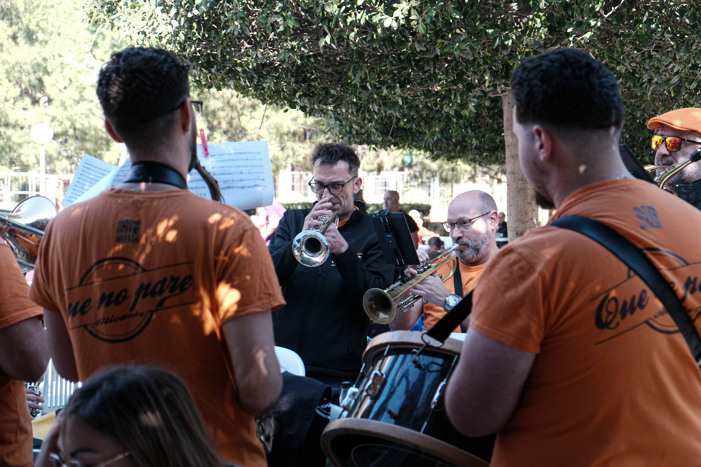 Cerca de 500 barraquers celebran su primer gran día