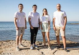 Los fundadores de Mediterranean Algae.