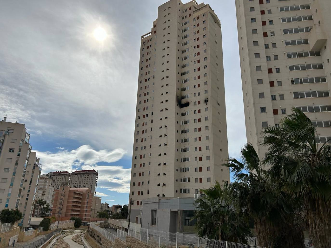 Las imágenes del incendio mortal en La Vila Joiosa