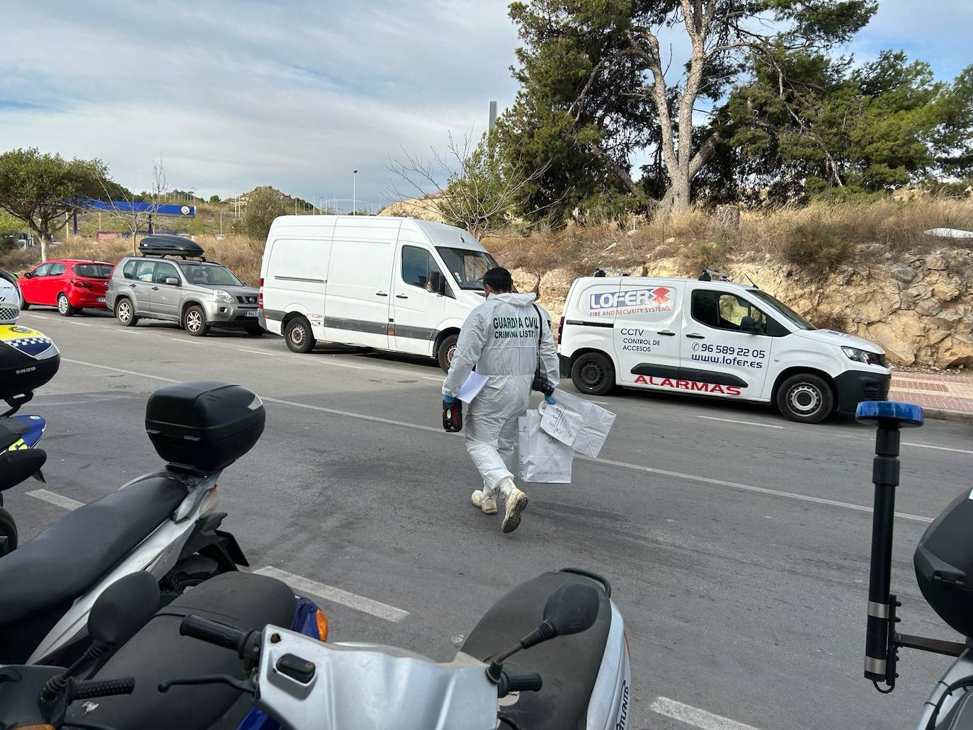 Las imágenes del incendio mortal en La Vila Joiosa