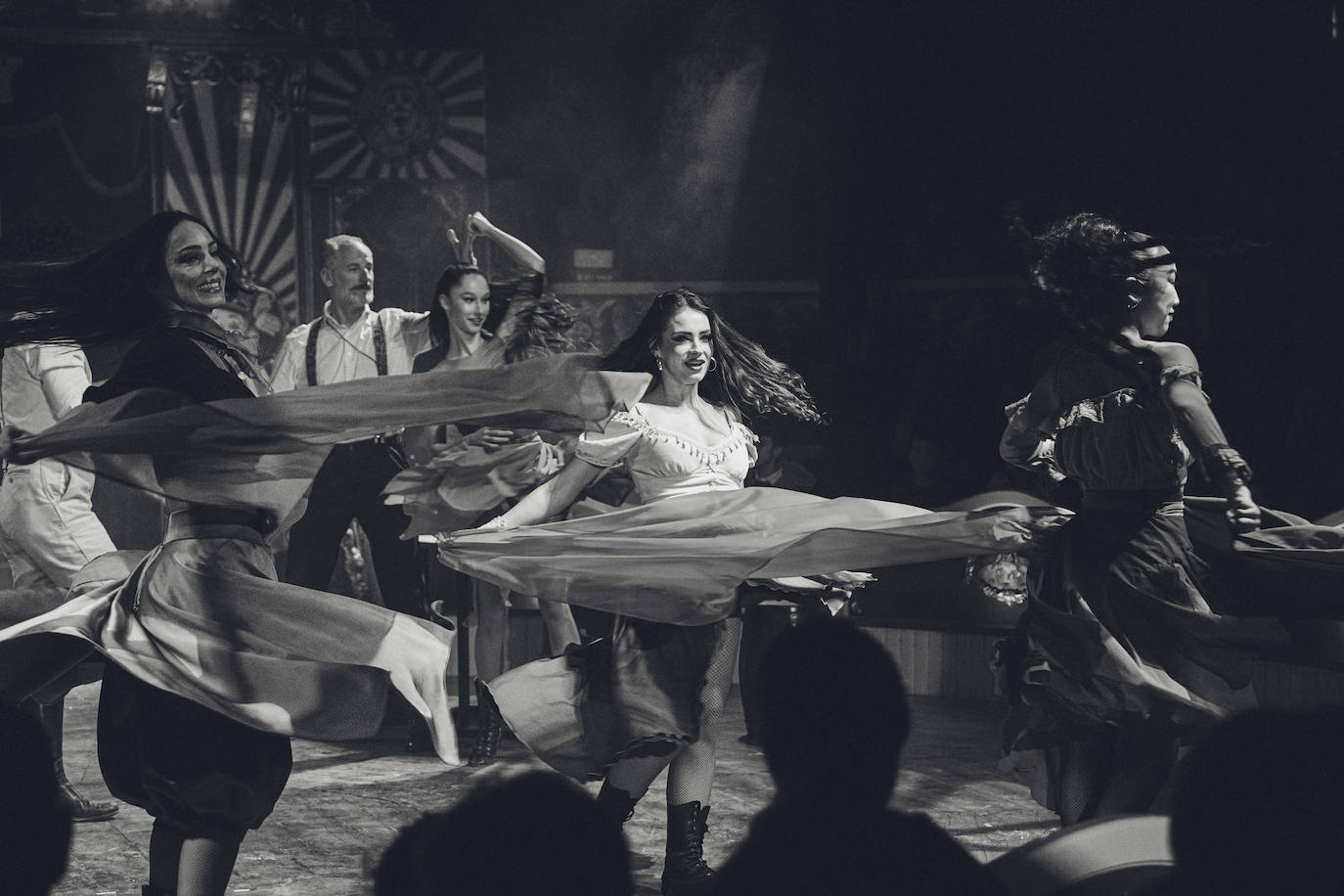 El Circo Raluy Legacy, un oasis de magia, riesgo y humor en Alicante