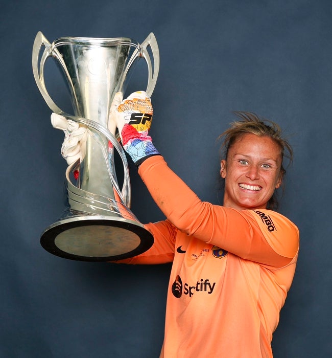 Sandra Paños celebra un título con el Barcelona.