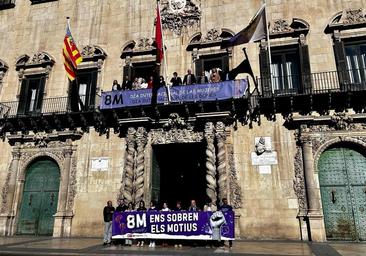 La oposición deja solo al equipo de gobierno en la conmemoración del 8M en Alicante