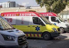 Foto de archivo de una ambulancia de Soporte Vital Básico.