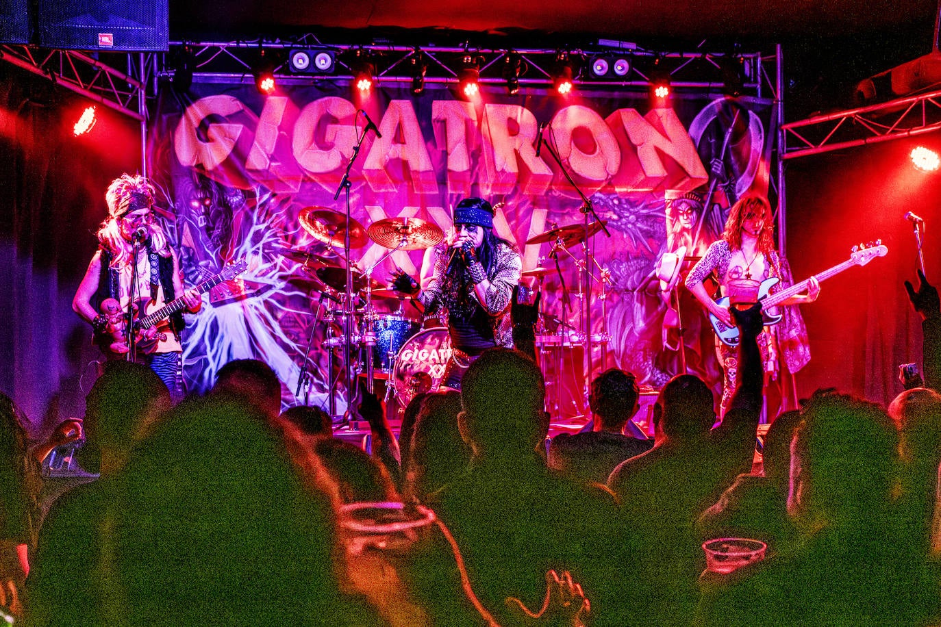 Así fue el concierto de Gigatron en la sala Marearock de Alicante