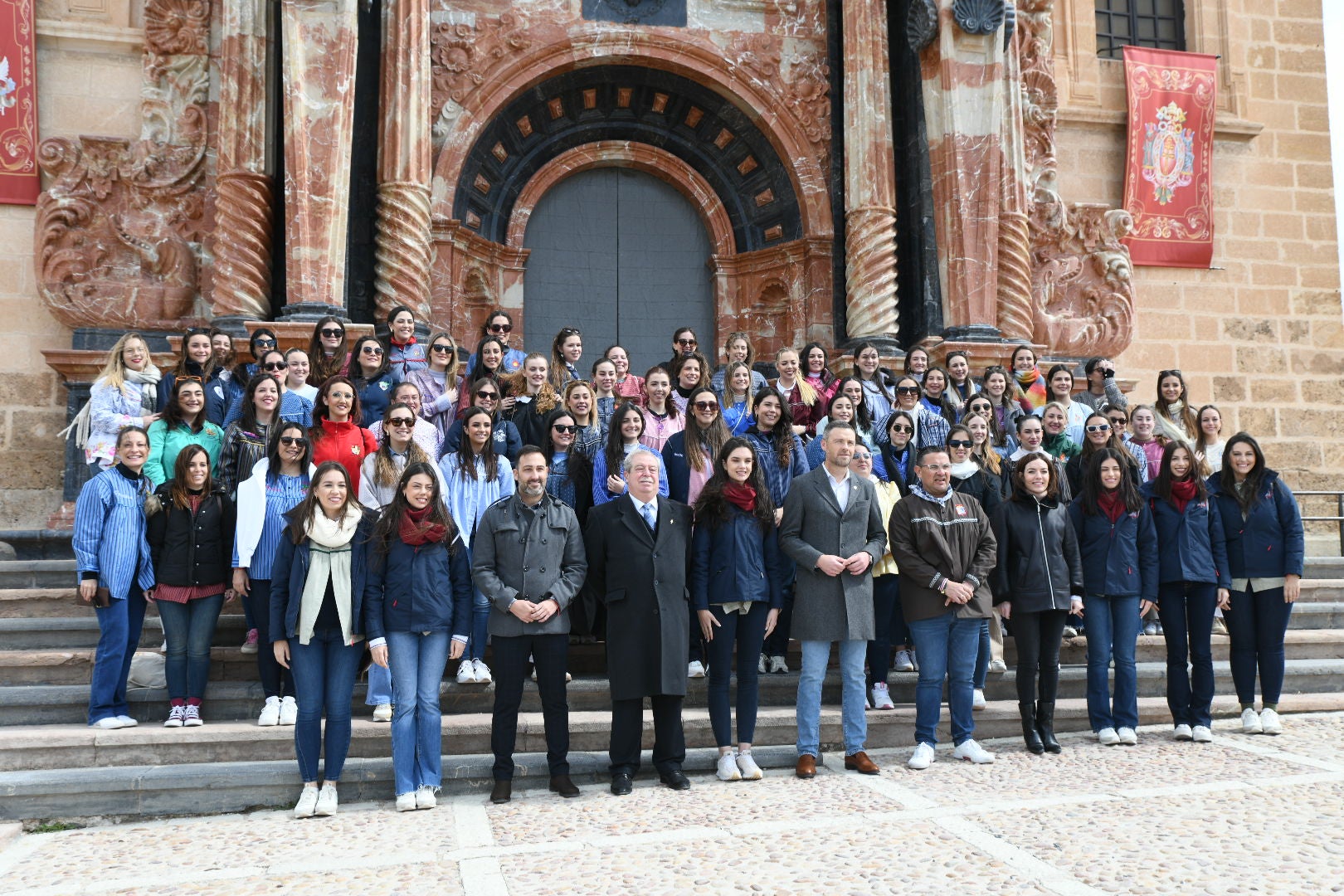 Las Hogueras de Alicante ponen fin a las convivencias con una misa en Caravaca de la Cruz