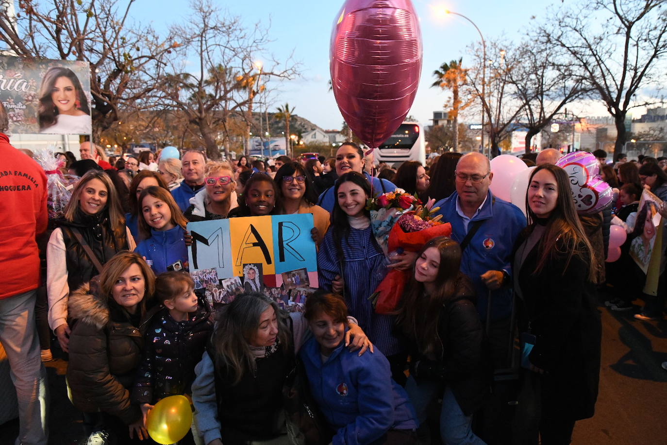 Así ha sido la llegada de las candidatas de las Hogueras de Alicante