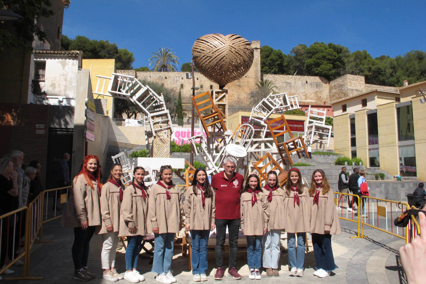 Las fallas de Dénia ya lucen con todo su esplendor