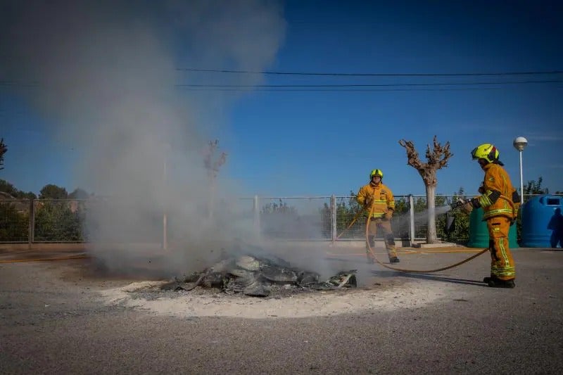 La cremà de las fallas del colegio de Hurchillo, en imagenes