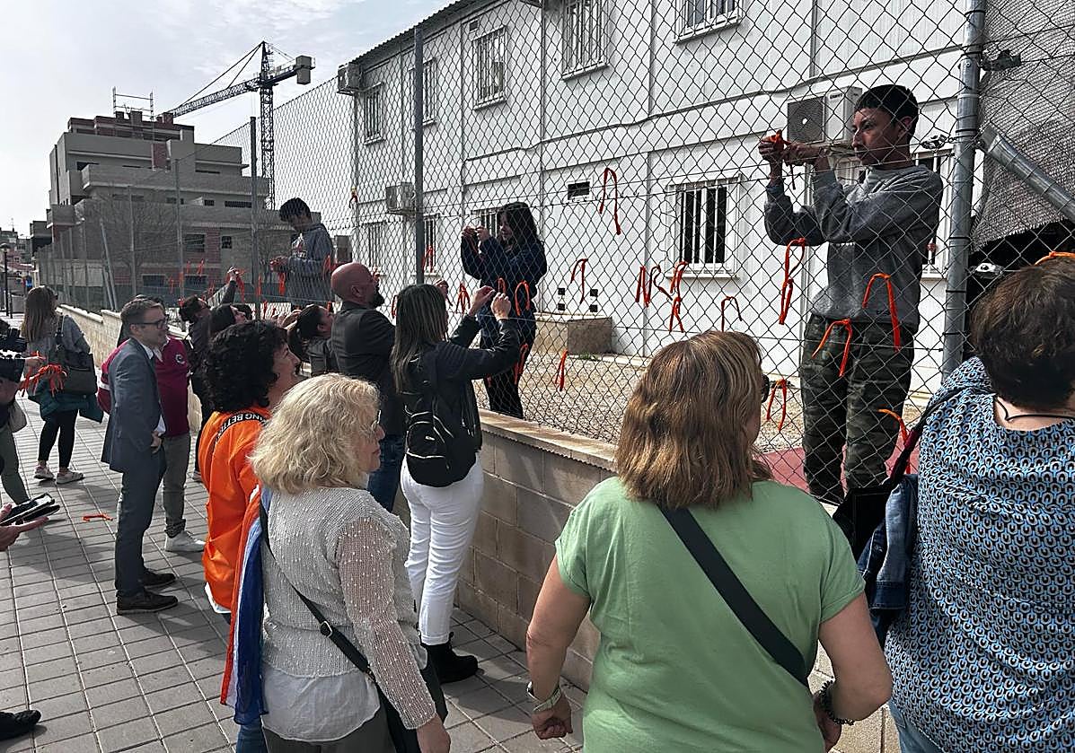 Cocentración celebrada este miércoles en las actuales instalaciones del colegio, en Sant Joan.