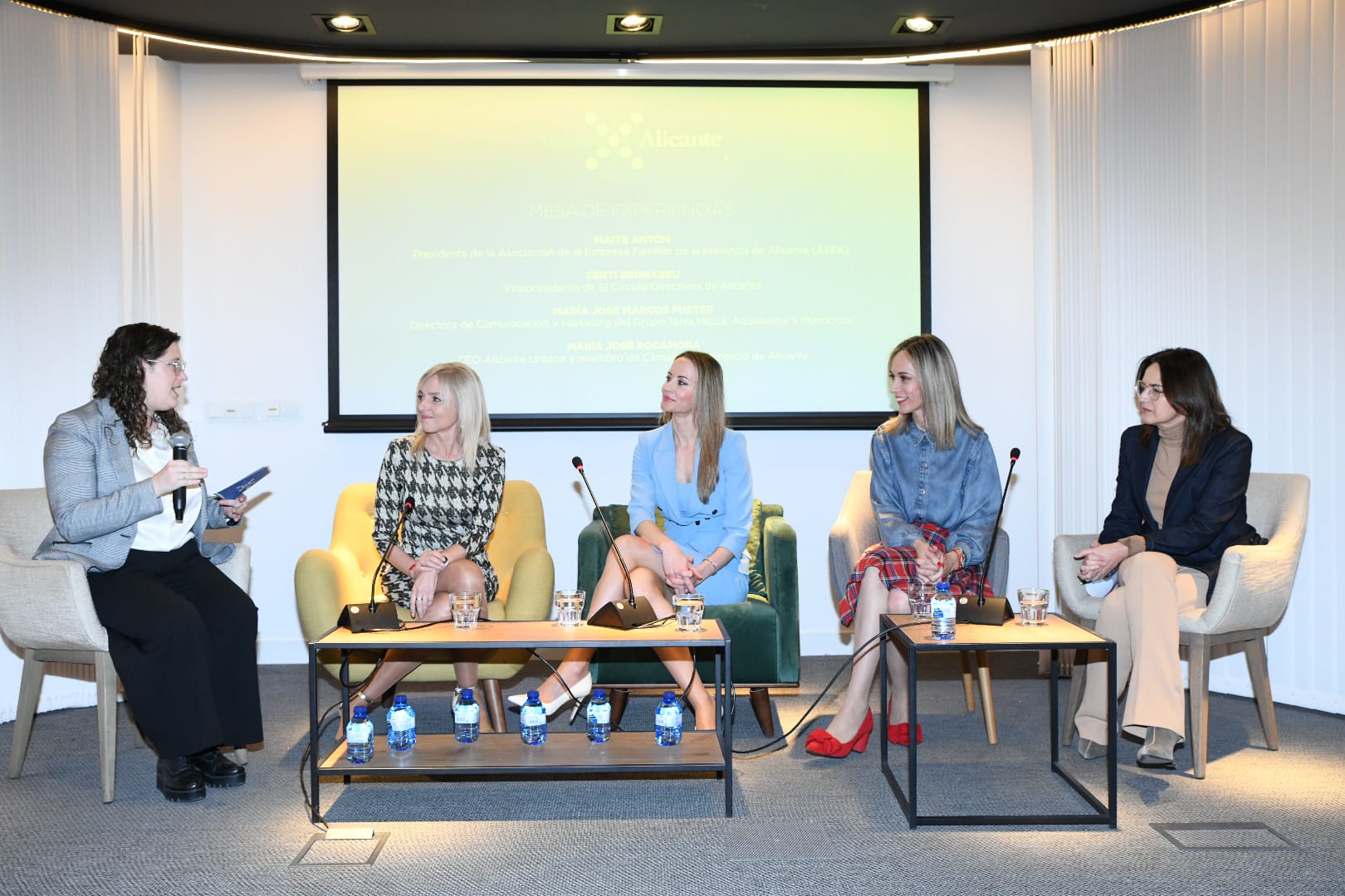 Imágenes del foro &#039;Talento y liderazgo femenino&#039; de TodoAlicante