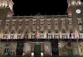 Fachada del Ayuntamiento de Alicante.