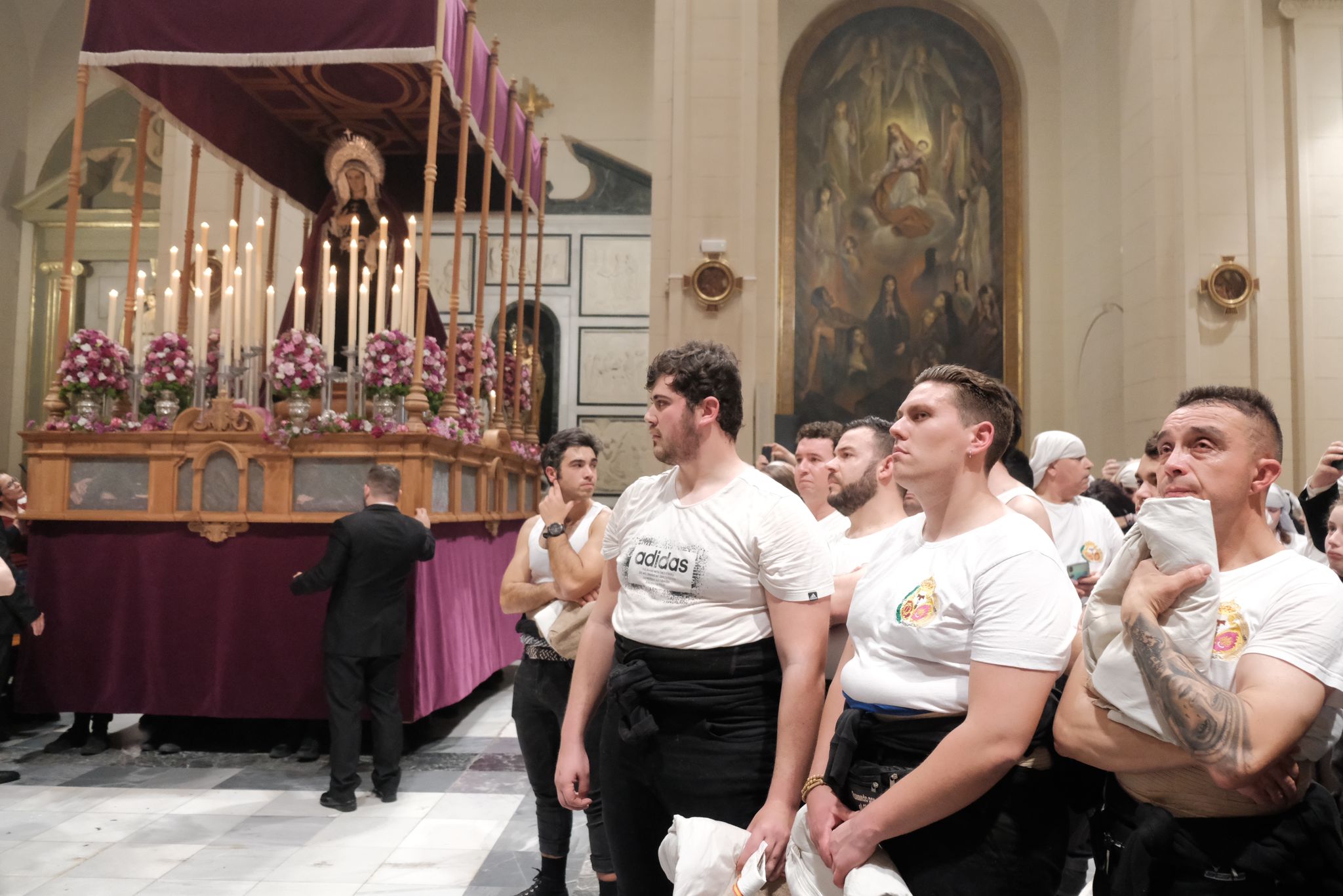 El Lunes Santo de Alicante se llena de lágrimas por la lluvia
