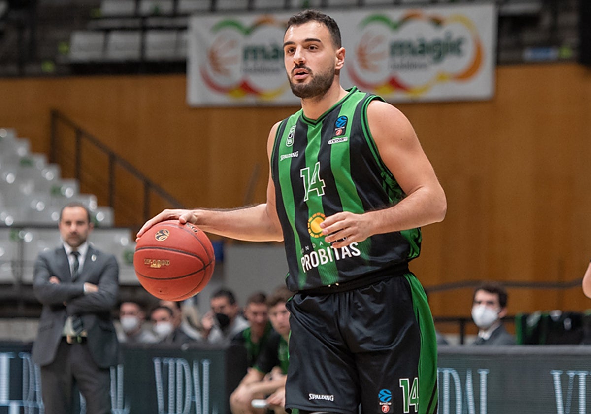 Albert Ventura, nuevo escolta para el HLA Alicante.