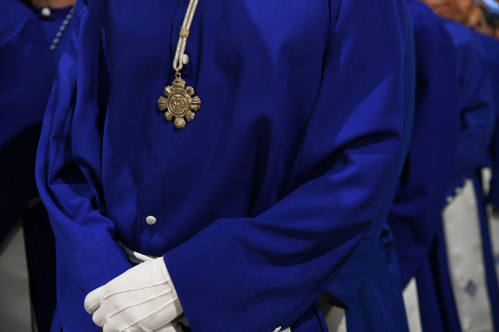 Encuentro entre el Cristo de la Paz y María Santísima del Mayor Dolor a las puertas del Teatro Principal de Alicante
