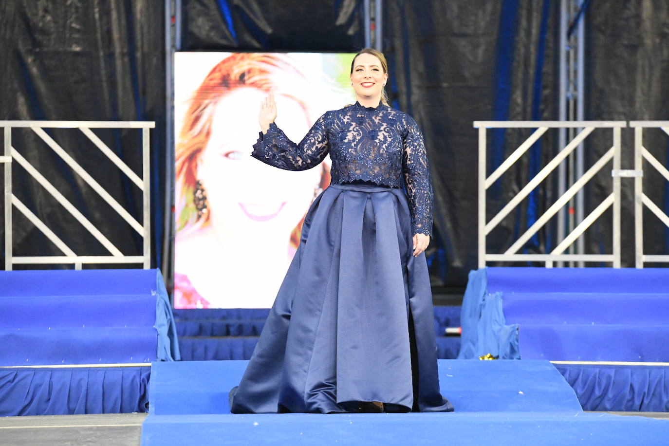 Las candidatas a bellea del foc de Alicante lucen sus mejores galas