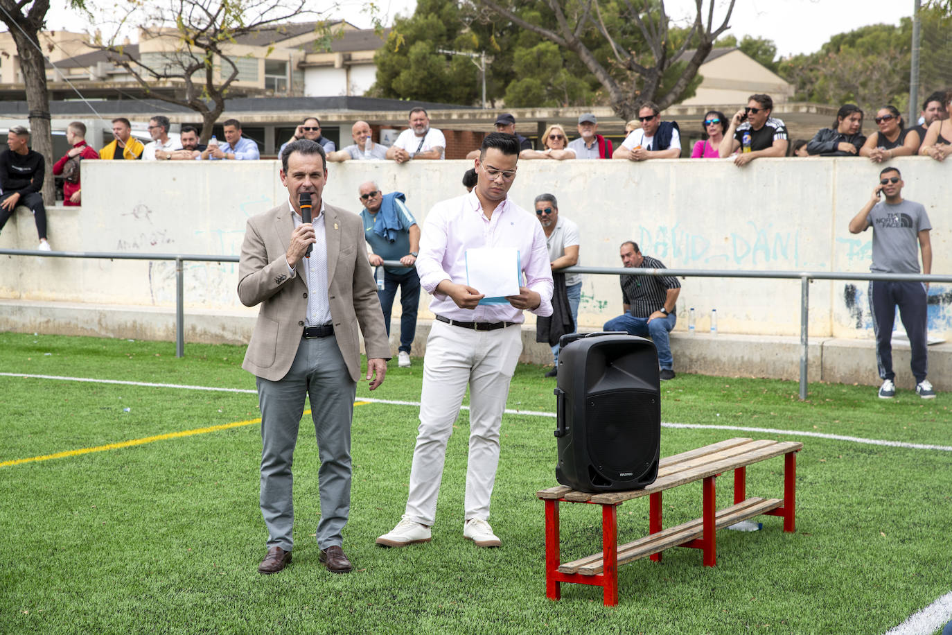 Así ha sido el partido de fútbol de Pueblo Gitano y Guardia Civil