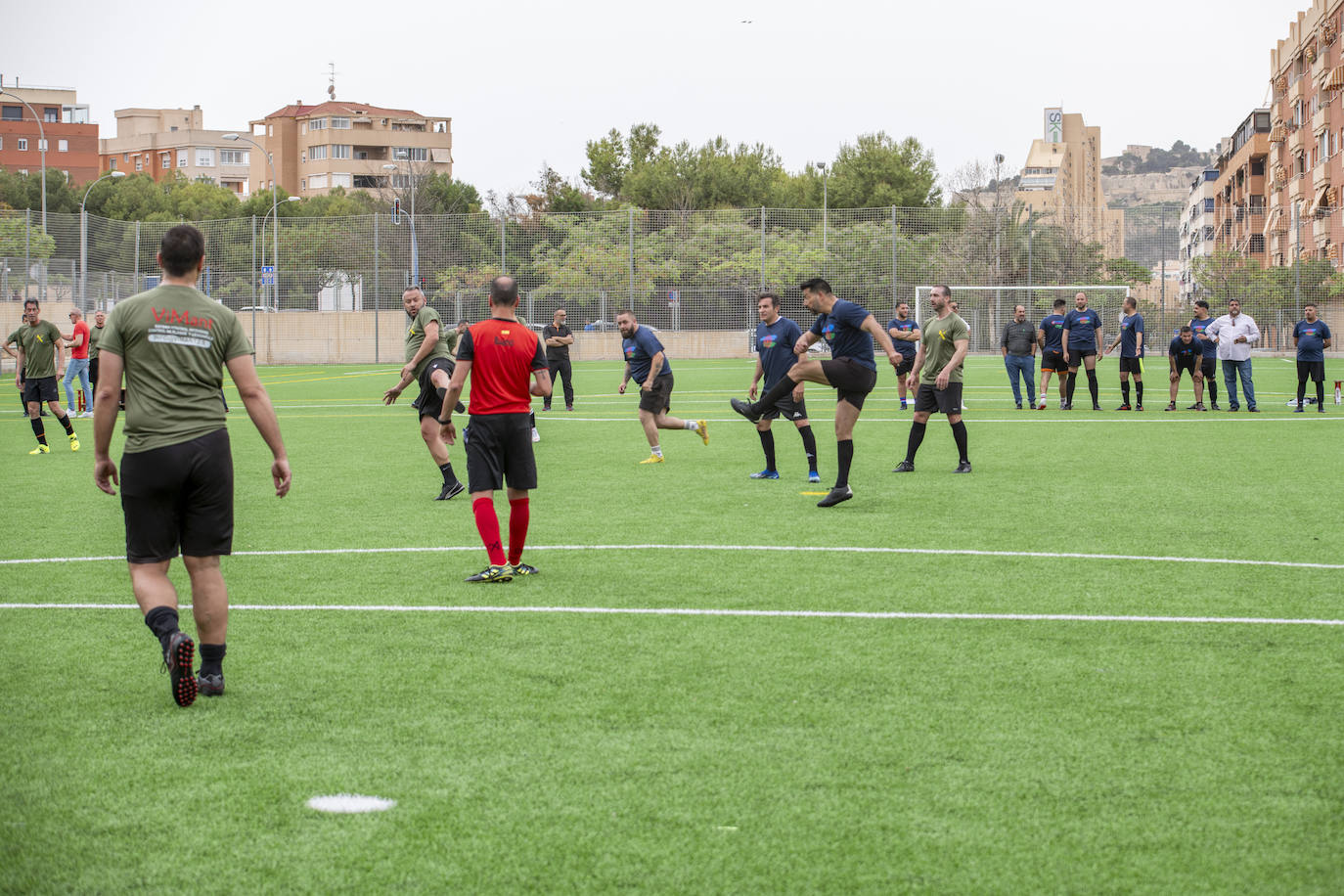 Así ha sido el partido de fútbol de Pueblo Gitano y Guardia Civil