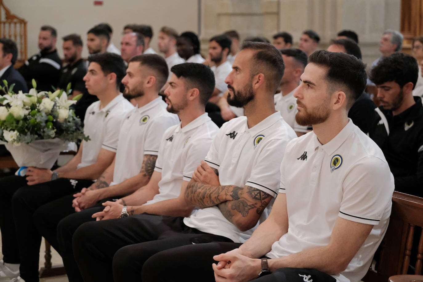 El Hércules cumple con su tradicional ofrenda a Santa Faz