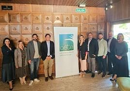 La nueva junta directiva de AETE.