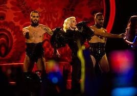 Actuación de Nebulossa en el Benidorm Fest.