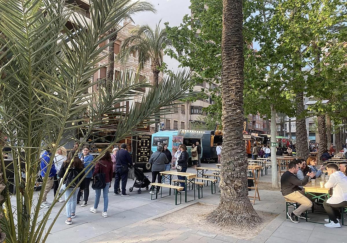 Imagen de la Street Food Truck 2024 de Villena.