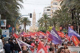 Los trabajadores toman el centro de Alicante