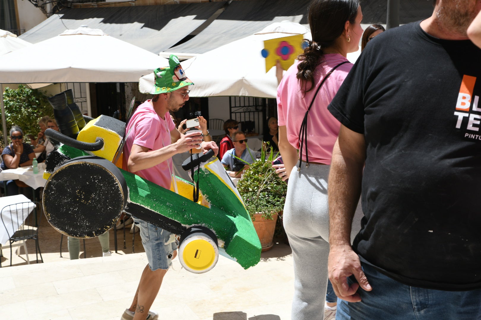 Ruta por las Cruces de Mayo de Alicante