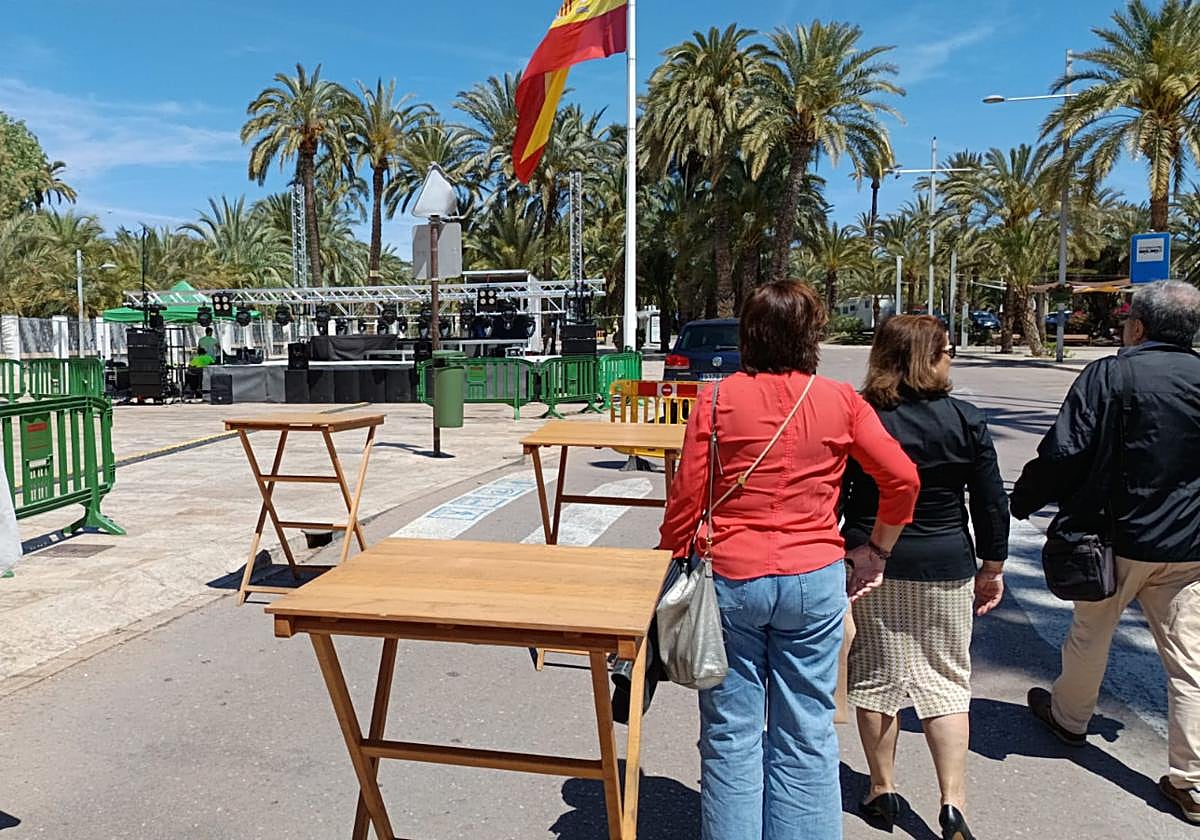 Montaje de la 'Elx Street Food Market'.