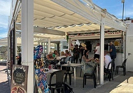 Restaurante de Tabarca con 'fish and chips' en su oferta.