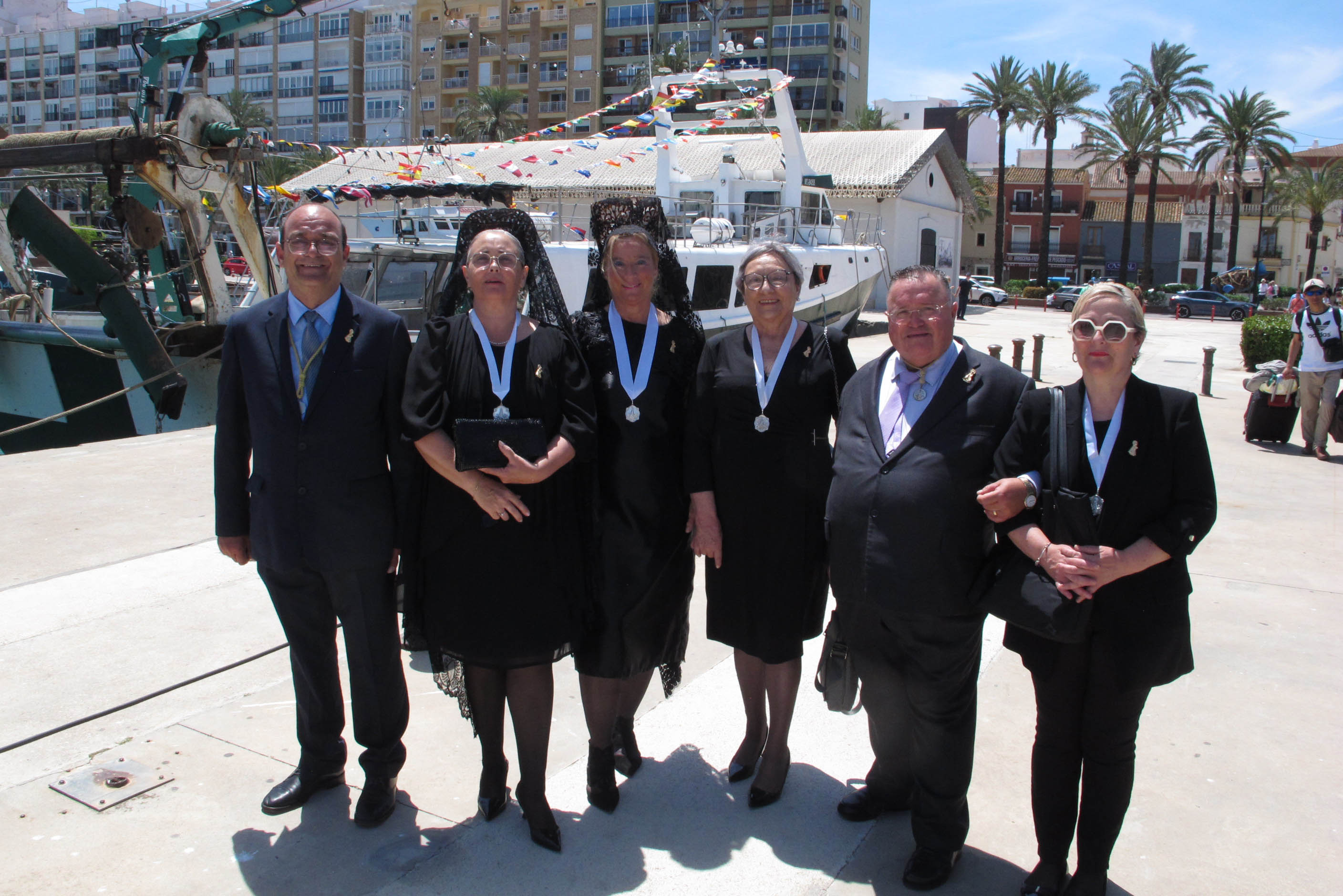 Dénia se rinde ante la Virgen de los Desamparados