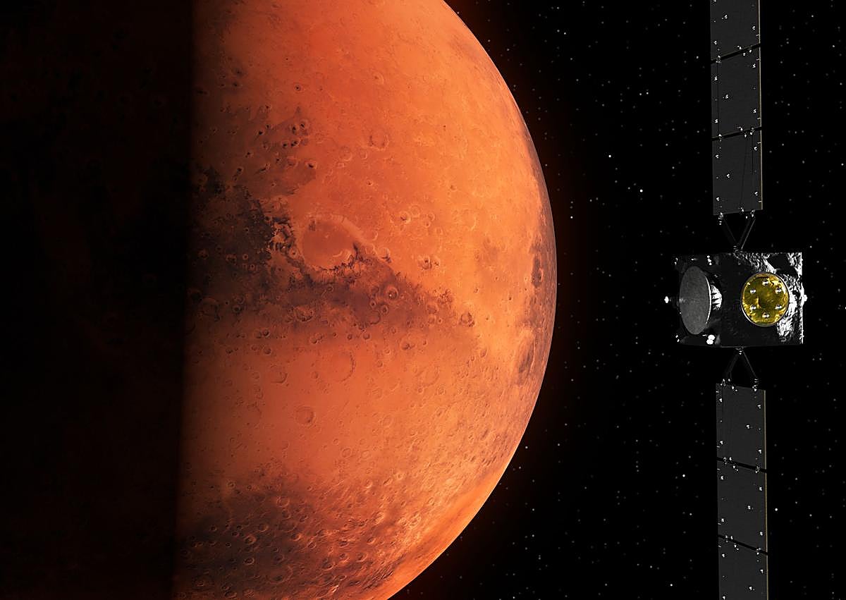 Imagen secundaria 1 - 1. La superficie de Marte desde el asteroide. 2. Aproximacion a Marte de Hera. 3. Instrumento GRASS durante Fase de Tests en ESA. 