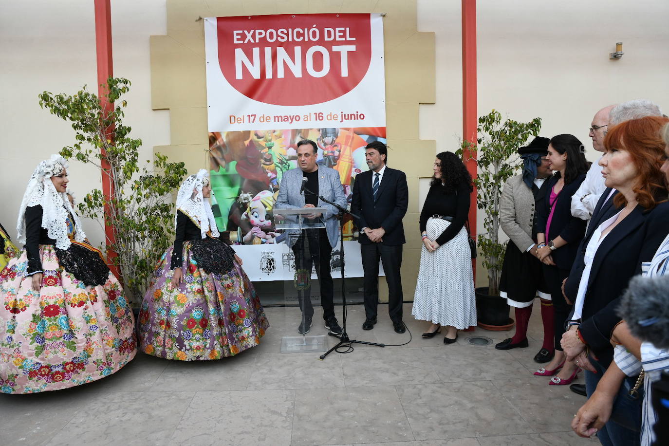 Así ha sido la inauguración de la exposición del Ninot de las Hogueras de Alicante