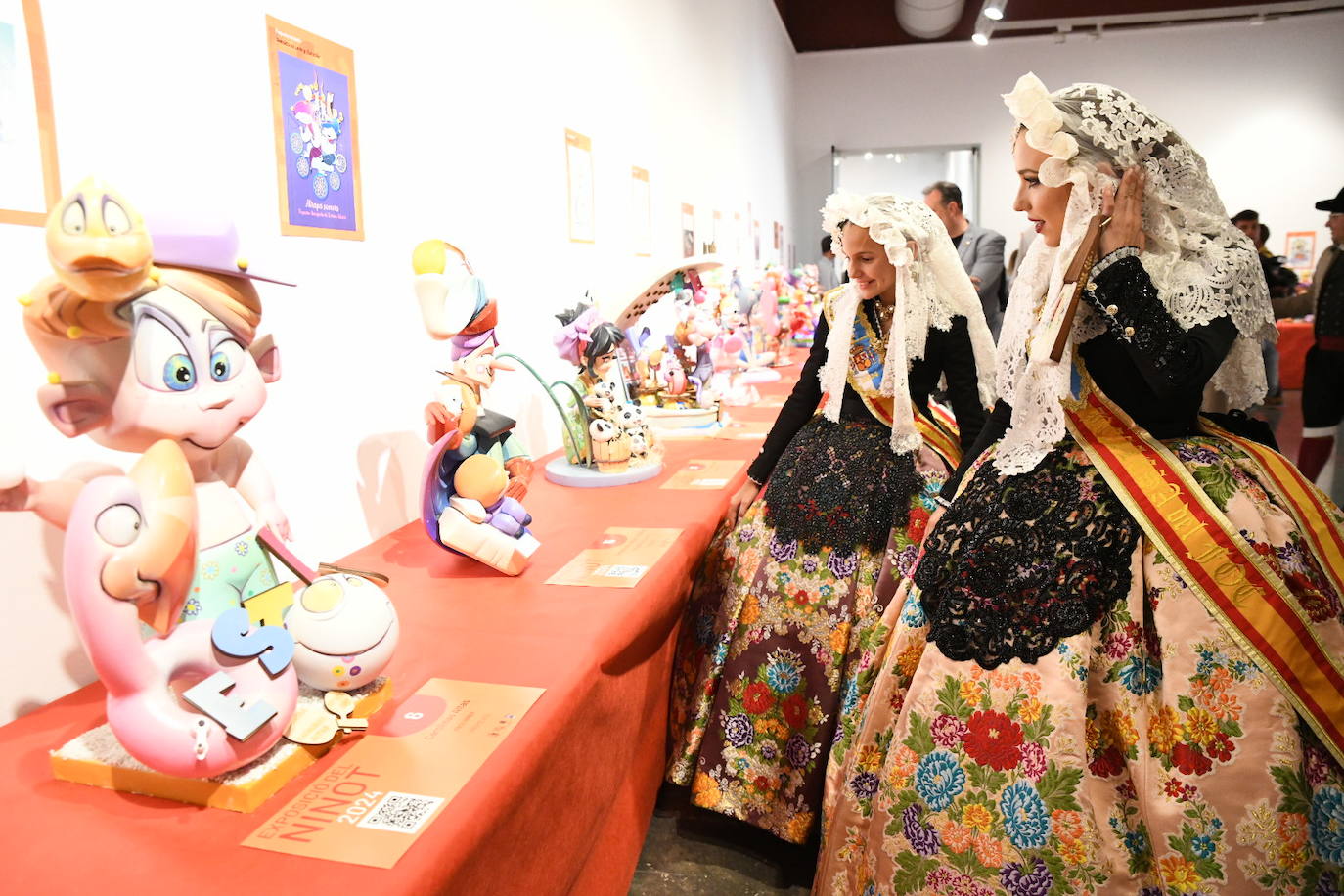 Así ha sido la inauguración de la exposición del Ninot de las Hogueras de Alicante