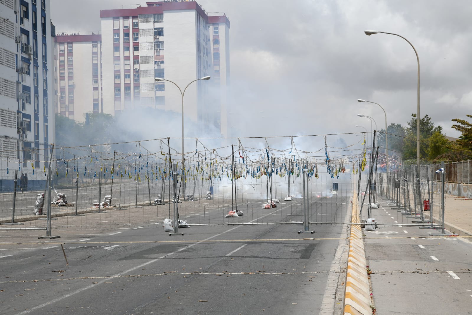 Así se ha vivido la mascletà de las Hogueras de Alicante de este domingo