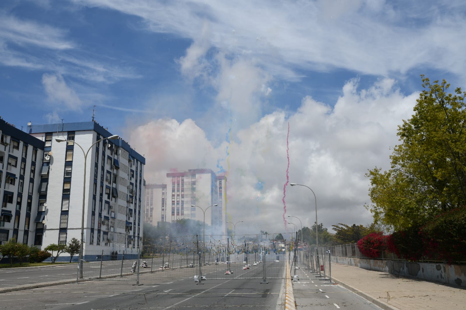 Así se ha vivido la mascletà de las Hogueras de Alicante de este domingo