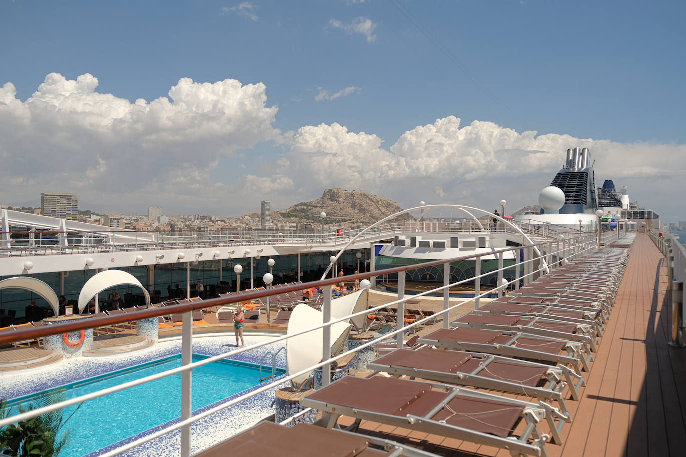 Un día a bordo del MSC Orchestra en Alicante