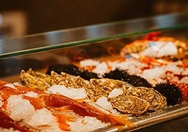 Barra del restaurante Piripi, el favorito de Chicote en Alicante.