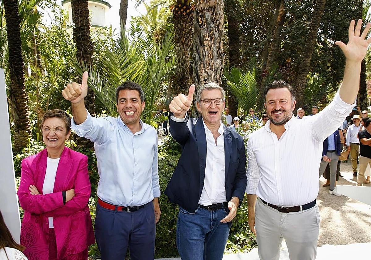 Marián Cano, candidata popular al Parlamento Europeo; el presidente del PPCV, Carlos Mazón; el presidente del PP, Alberto Núñez Feijóo, y el líder de Elche, Pablo Ruz, en el mitin.