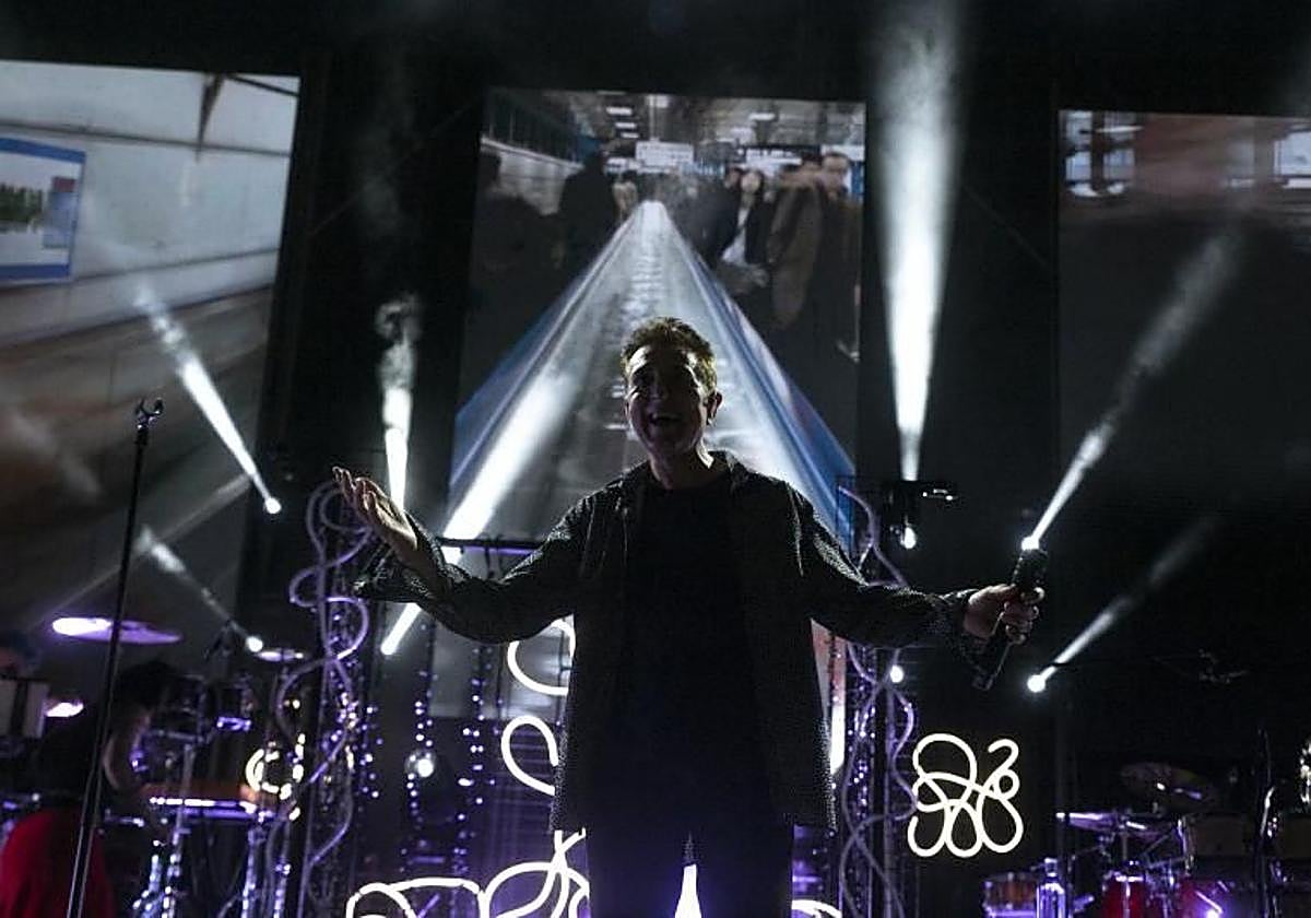 Manolo García, durante una de sus actuaciones.