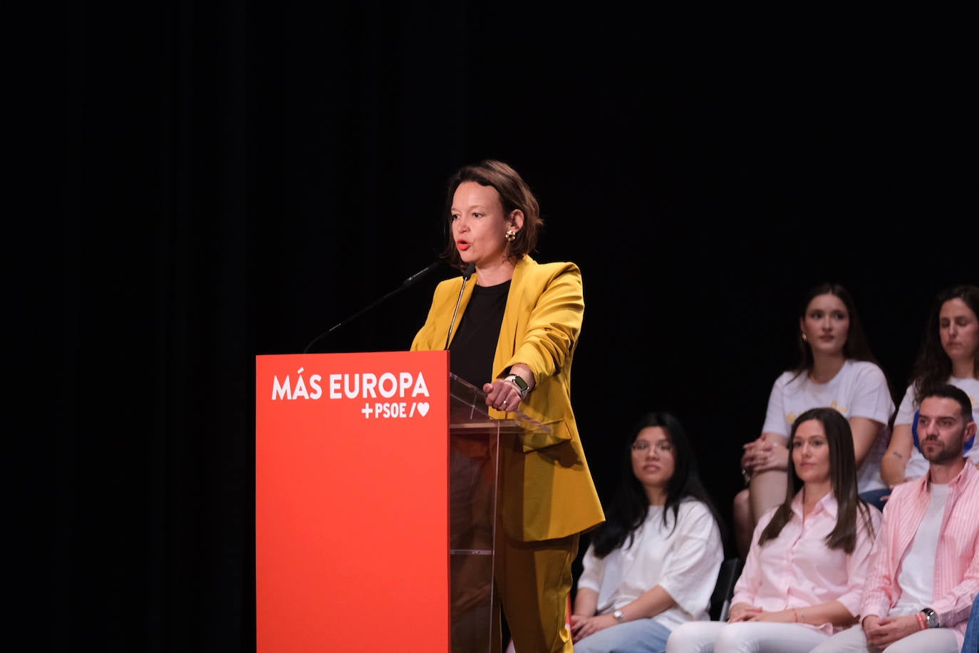 Pajín en el acto del PSOE en Alicante.