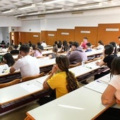 Educación plantea que los alumnos puedan elegir entre examen de valenciano o castellano en la Ebau 2025