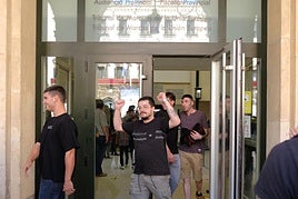 Las imágenes del juicio de los 14 jóvenes de pego que se enfrentaron a un grupo ultra de Gandía