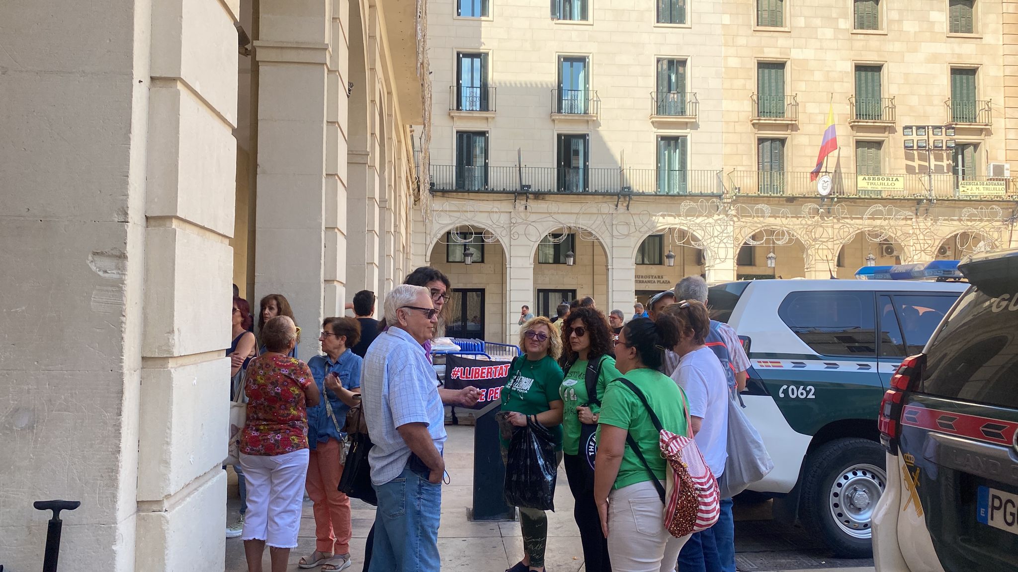 Las imágenes del juicio de los 14 jóvenes de pego que se enfrentaron a un grupo ultra de Gandía